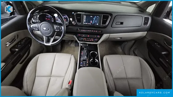 KIA CARNIVAL 7-SEATER LIMOUSINE