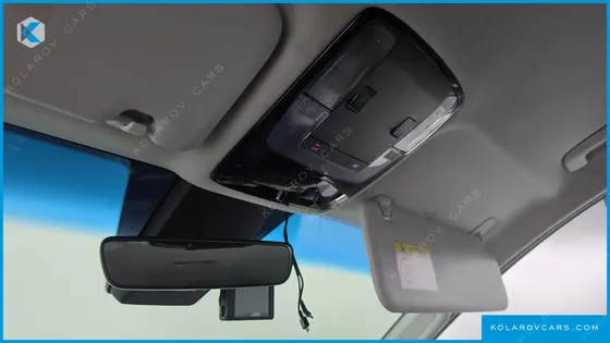 HYUNDAI STARIA CARGO 5-SEATER