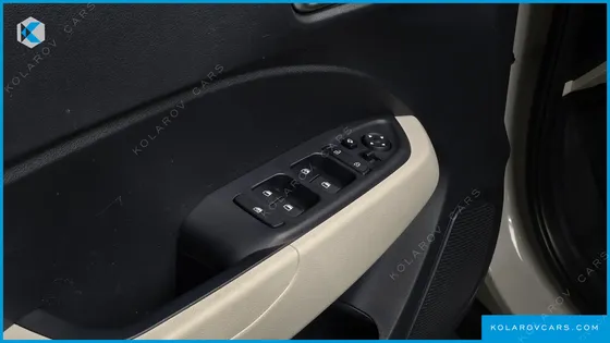 HYUNDAI VENUE 1,6 PREMIUM