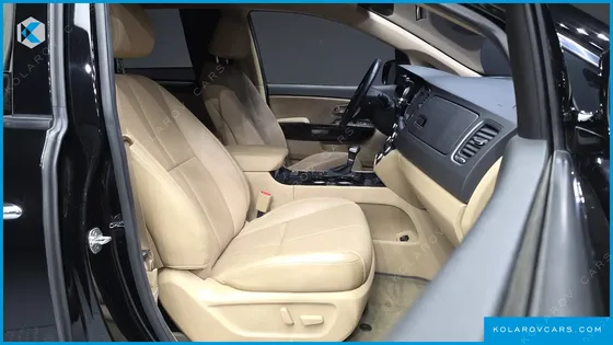 KIA CARNIVAL GASOLINE 9-SEATER HI-LIMOUSINE