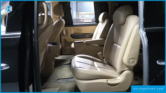 KIA CARNIVAL GASOLINE 9-SEATER HI-LIMOUSINE