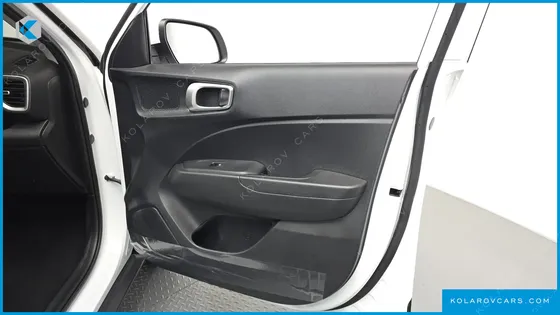HYUNDAI VENUE 1.6 SMART