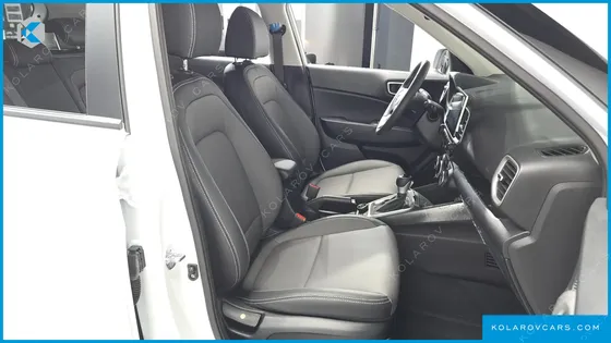 HYUNDAI VENUE 1.6 SMART