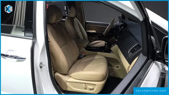 KIA CARNIVAL 9-SEATER HI-LIMOUSINE
