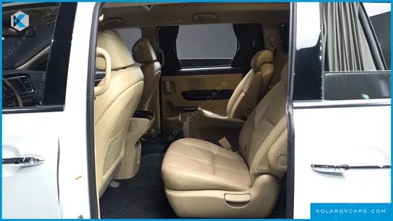 KIA CARNIVAL 9-SEATER HI-LIMOUSINE