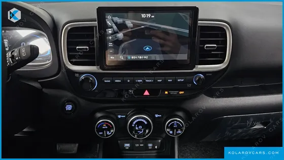 HYUNDAI VENUE 1,6 PREMIUM