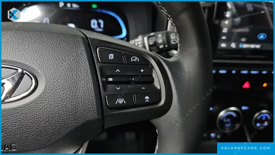 HYUNDAI VENUE 1,6 PREMIUM