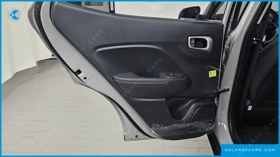 HYUNDAI VENUE 1,6 PREMIUM