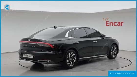 HYUNDAI GRANDEUR PREMIUM