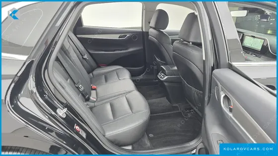 HYUNDAI GRANDEUR PREMIUM