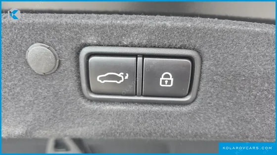 HYUNDAI GRANDEUR PREMIUM