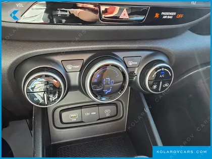 HYUNDAI VENUE 1,6 PREMIUM