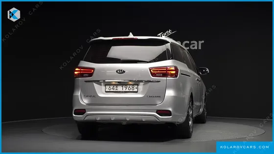 KIA CARNIVAL 7-SEATER LIMOUSINE