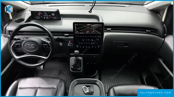 HYUNDAI STARIA CARGO 5-SEATER