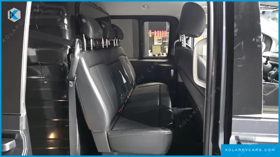 HYUNDAI STARIA CARGO 5-SEATER