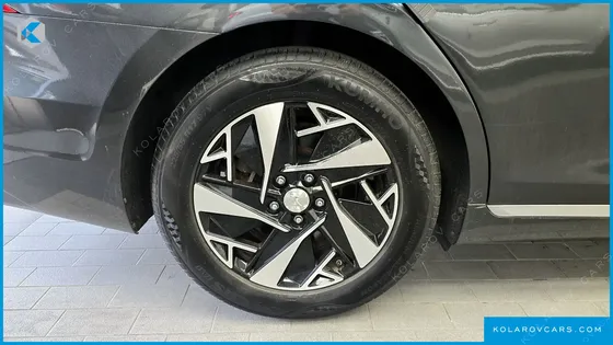 HYUNDAI GRANDEUR EXCLUSIVE