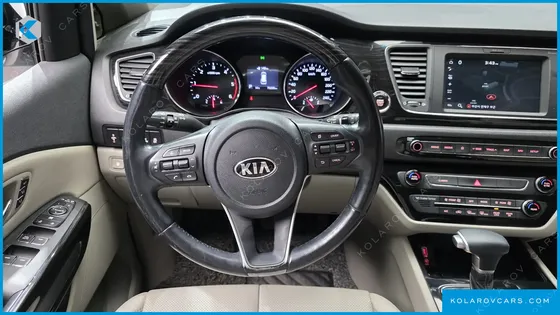 KIA CARNIVAL 9-SEATER NOBLESSE SPECIAL