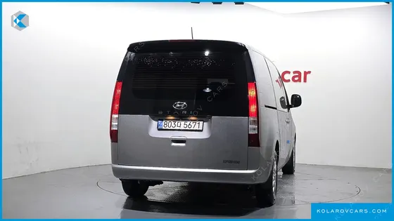 HYUNDAI STARIA CARGO 5-SEATER