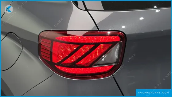 HYUNDAI VENUE 1,6 PREMIUM