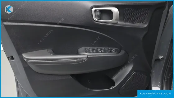 HYUNDAI VENUE 1,6 PREMIUM