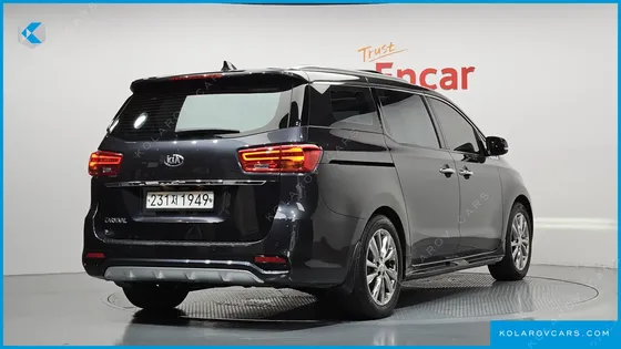 KIA CARNIVAL GASOLINE 9-SEATER NOBLESSE SPECIAL