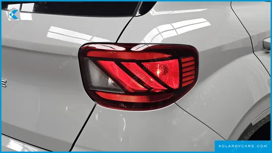 HYUNDAI VENUE 1,6 PREMIUM