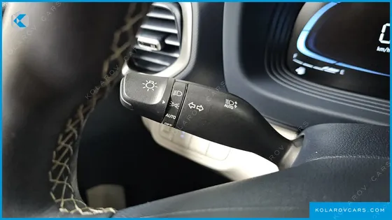 HYUNDAI VENUE 1,6 PREMIUM