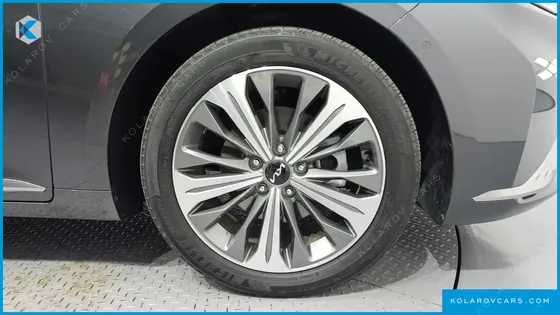 KIA K8 SIGNATURE SPECIAL
