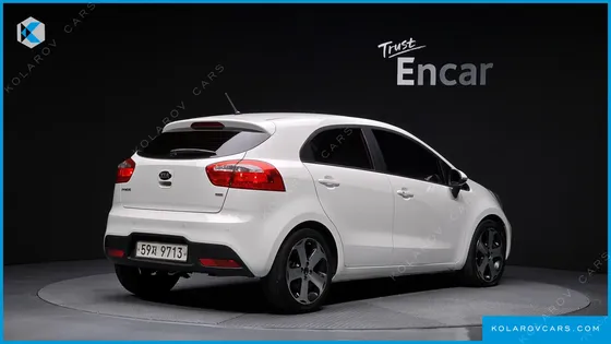 KIA PRIDE 1.6 GDI HATCHBACK