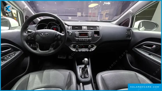 KIA PRIDE 1.6 GDI HATCHBACK