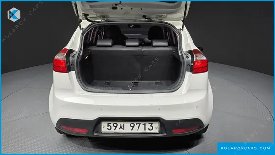 KIA PRIDE 1.6 GDI HATCHBACK