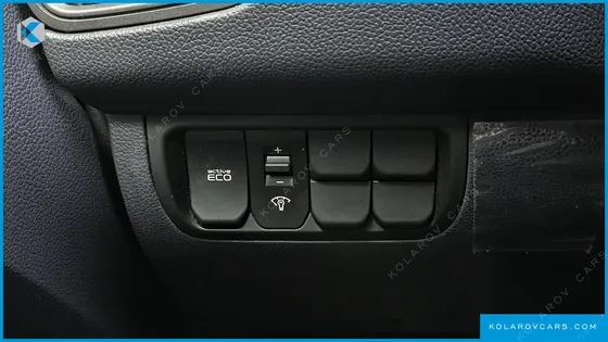 KIA PRIDE 1.6 GDI HATCHBACK