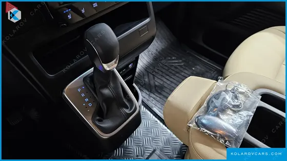 HYUNDAI STARIA L3.5 CARGO 3-SEATER