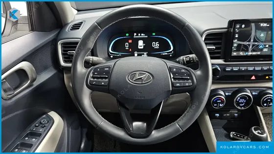 HYUNDAI VENUE 1,6 PREMIUM