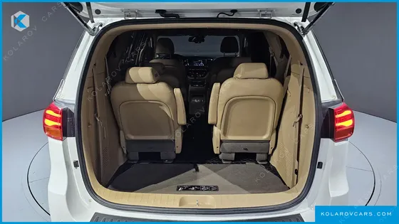 KIA CARNIVAL 9-SEATER HI-LIMOUSINE