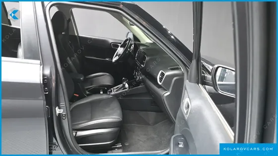 HYUNDAI VENUE 1.6 MODERN