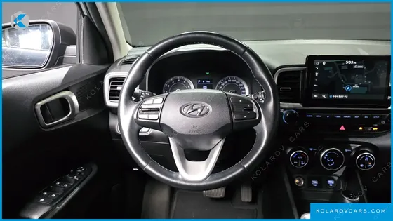 HYUNDAI VENUE 1.6 MODERN