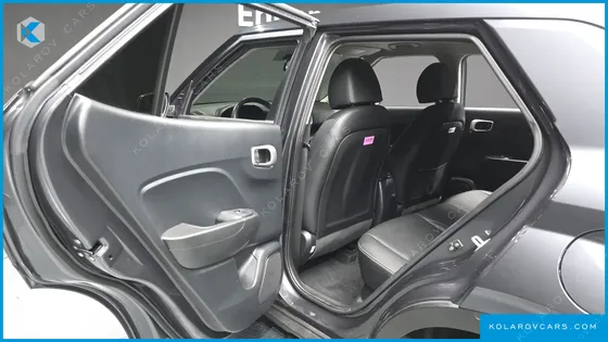 HYUNDAI VENUE 1.6 MODERN