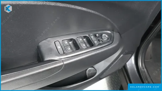 HYUNDAI VENUE 1.6 MODERN