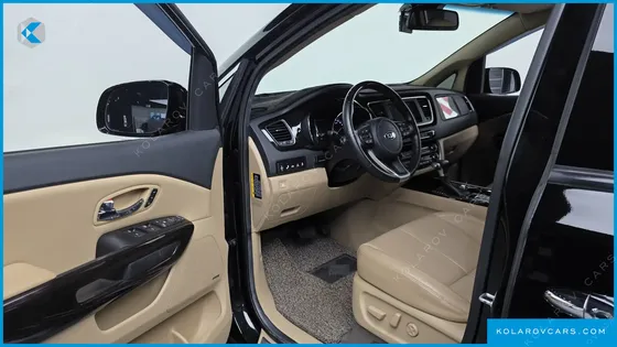 KIA CARNIVAL GASOLINE 9-SEATER NOBLESSE SPECIAL