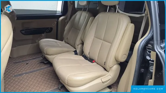 KIA CARNIVAL GASOLINE 9-SEATER NOBLESSE SPECIAL