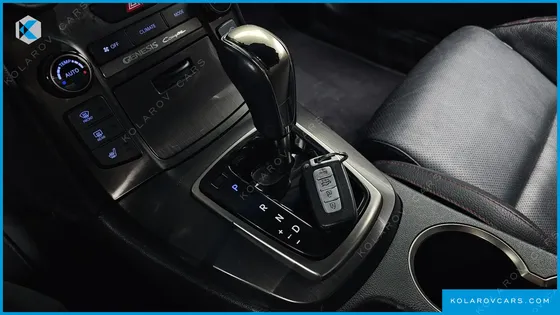 HYUNDAI GENESIS 200 TURBO S