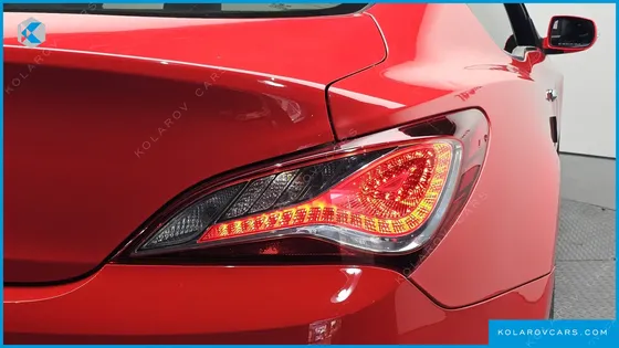 HYUNDAI GENESIS 200 TURBO S