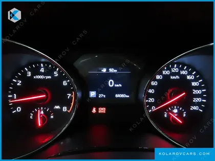 KIA CARNIVAL GASOLINE 7-SEATER LIMOUSINE