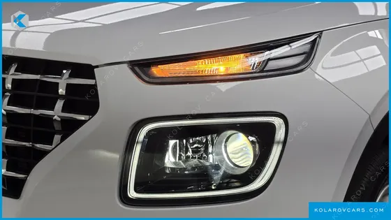 HYUNDAI VENUE 1,6 PREMIUM