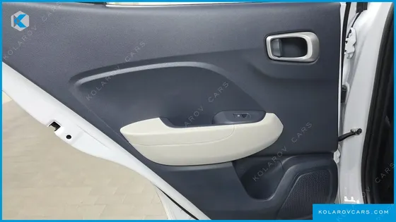 HYUNDAI VENUE 1,6 PREMIUM