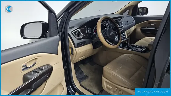 KIA CARNIVAL 11-SEATER PRESTIGE