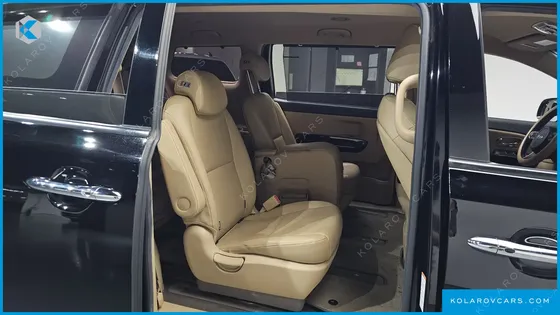 KIA CARNIVAL 11-SEATER PRESTIGE