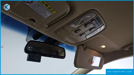 KIA CARNIVAL 11-SEATER PRESTIGE