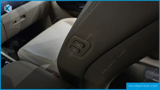 KIA CARNIVAL 11-SEATER PRESTIGE